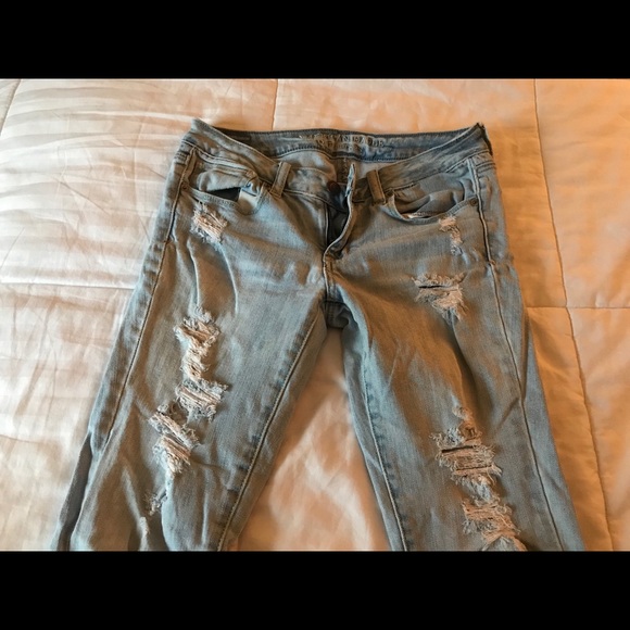 American Eagle Women’s Jeans - Picture 2 of 5